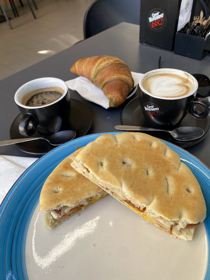 Riff Raff Cafe