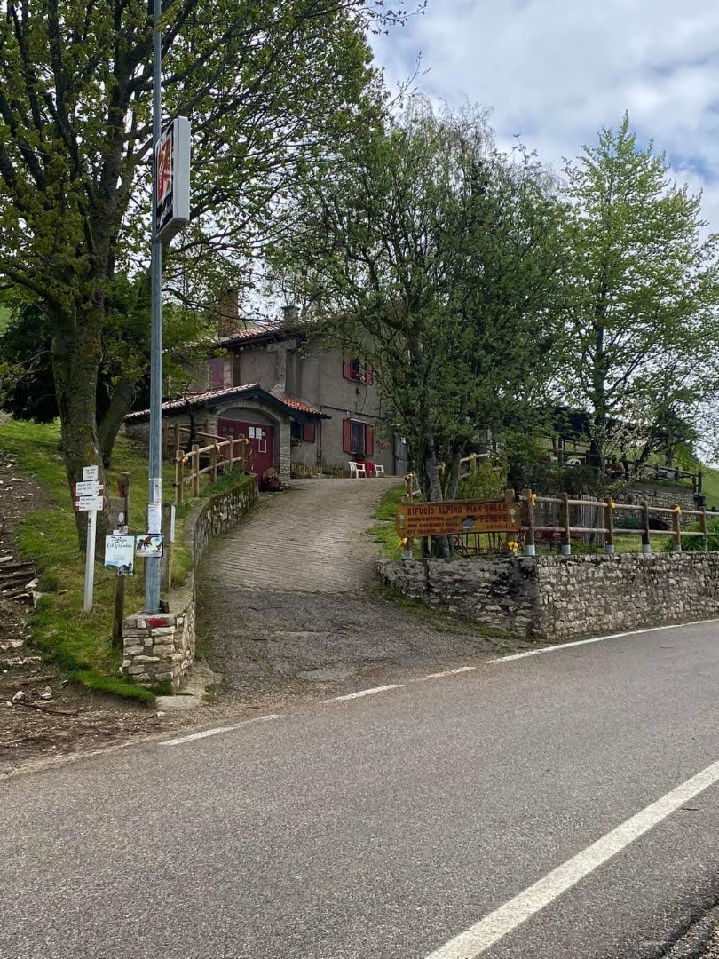 Rifugio Alpino Pian delle Femene