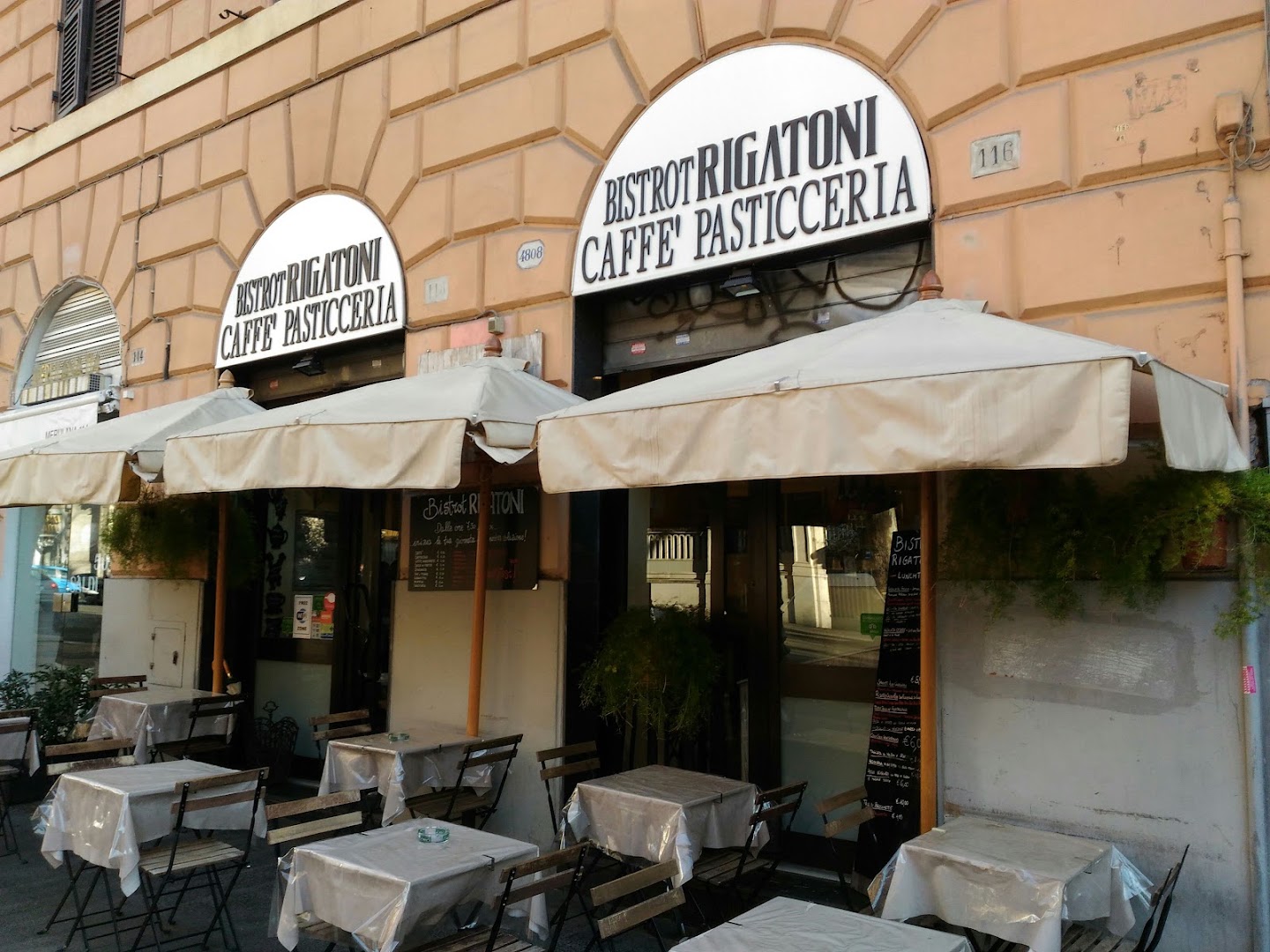 Rigatoni Cafe'