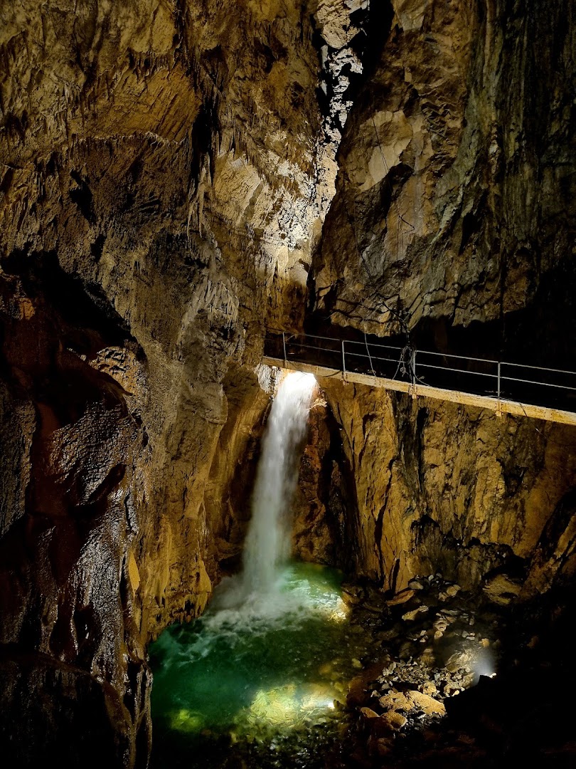 Riserva Naturale delle Grotte di Bossea - Grotte, bar e reception