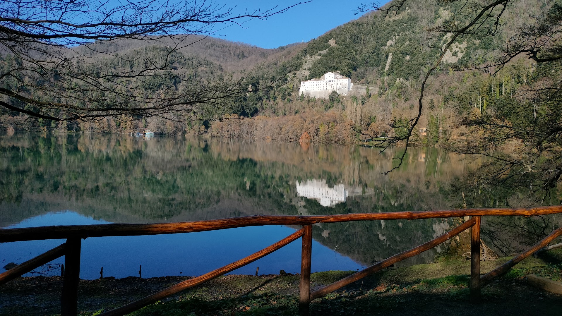 Riserva Regionale Lago Piccolo di Monticchio