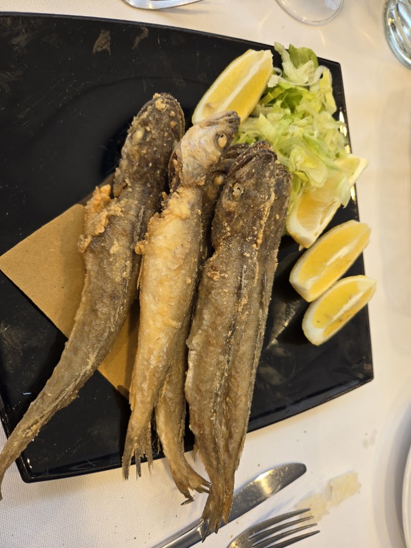 Risto Pescheria Agraja