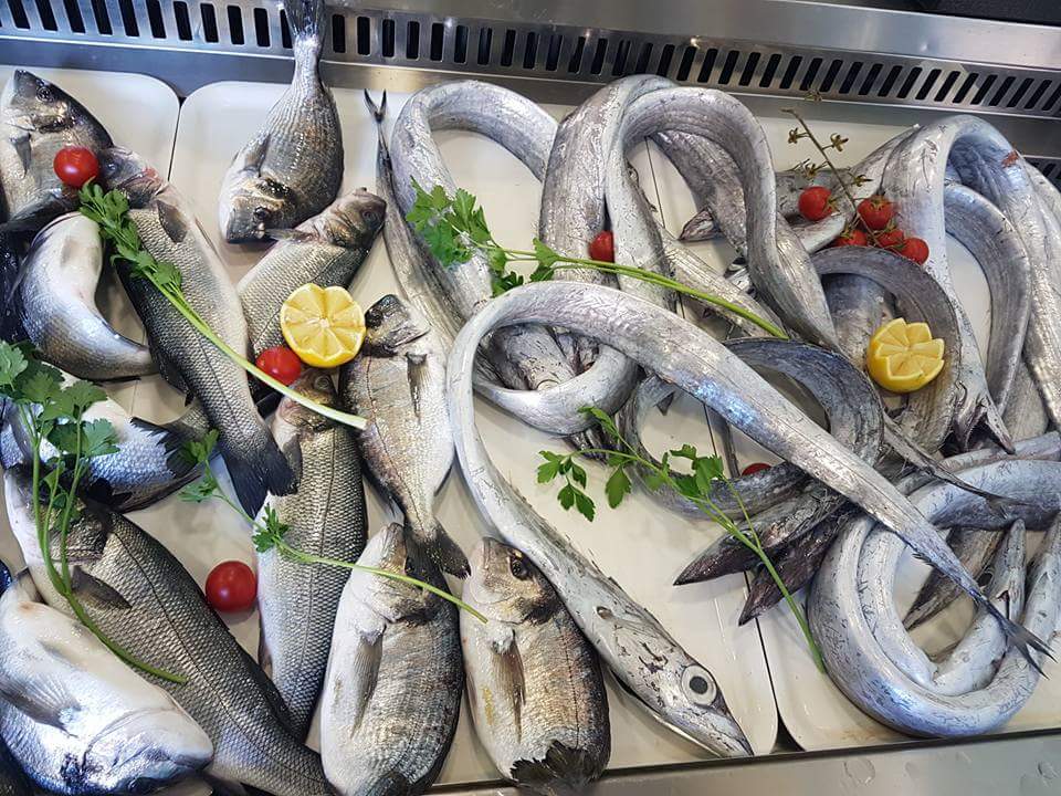 Risto-Pescheria Da Raffaele pesci freschi e cucinati anche da asporto