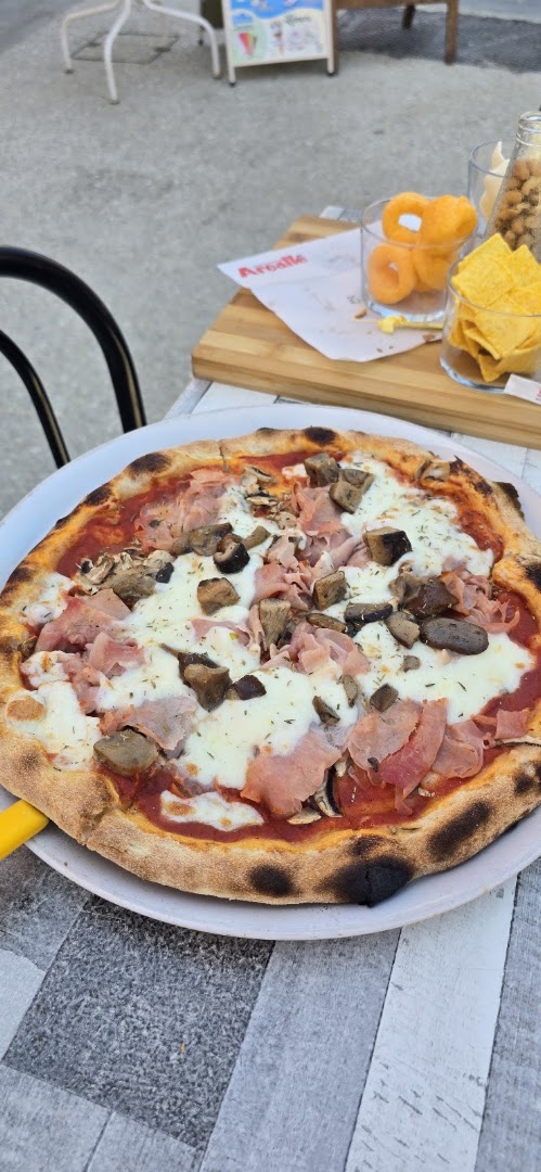 risto-pizza "Charlie Bar", Pisa