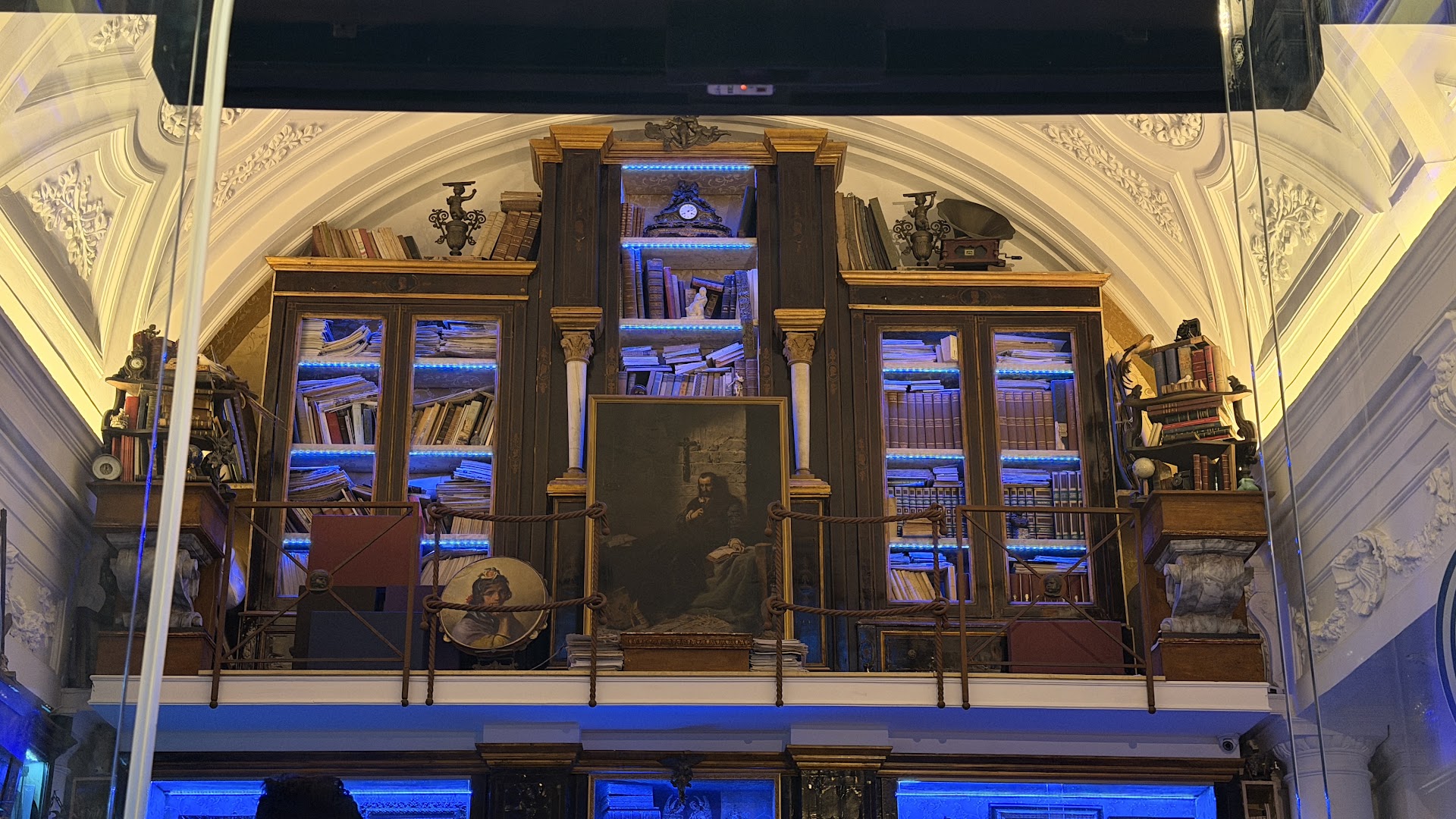 Ristobiblioteramuseo L'Osteria del Buonconvento, Sorrento