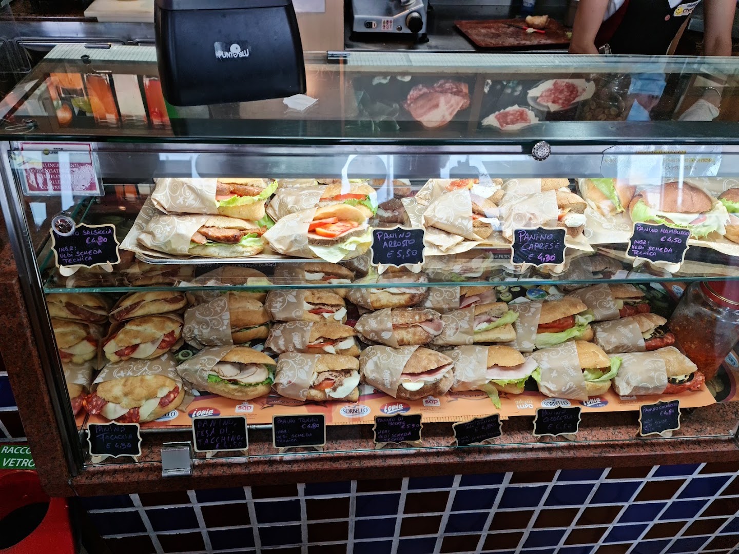 Ristolocal Pizzo Est