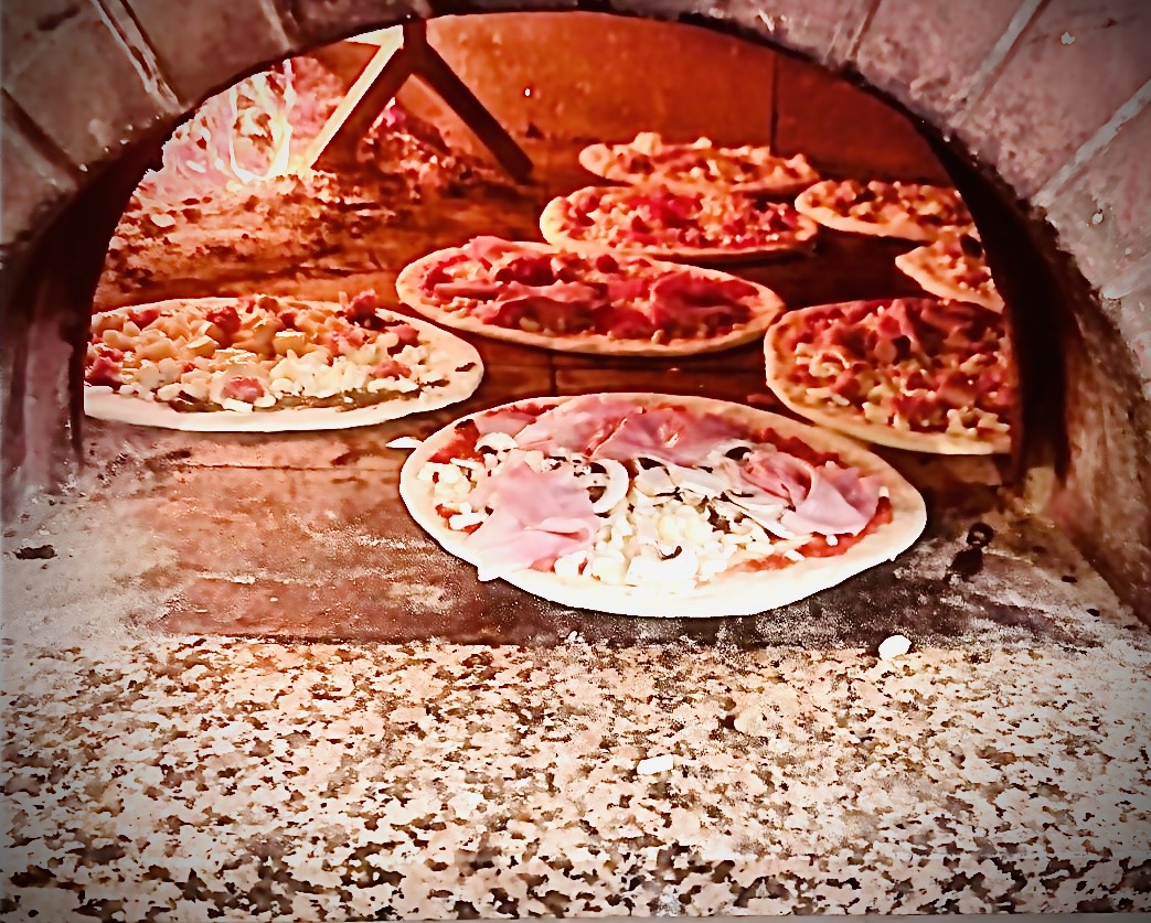 RistoPub - Pizzeria "Mary's Pub"