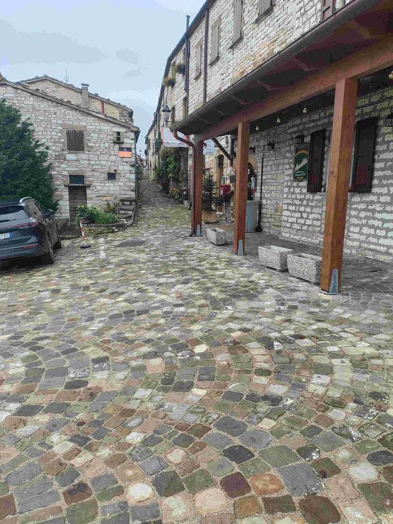 Ristorante Amabile, Frontone