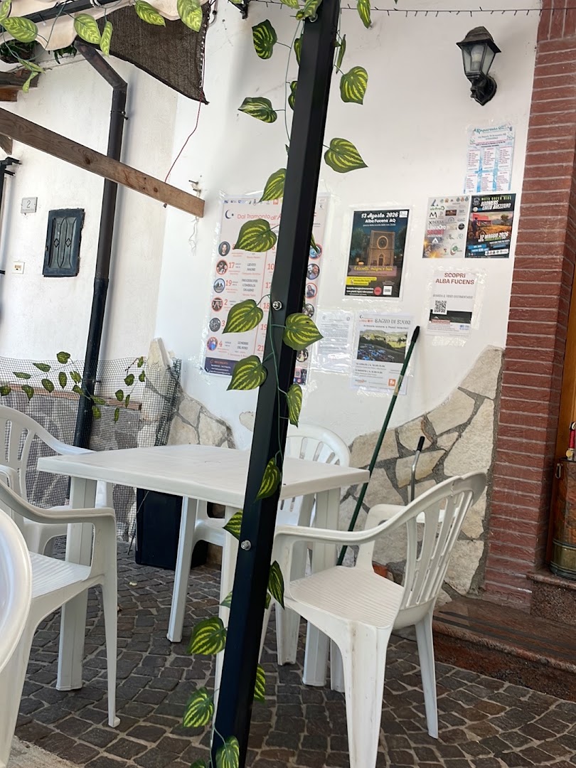Ristorante Bar L'anfiteatro, Albe