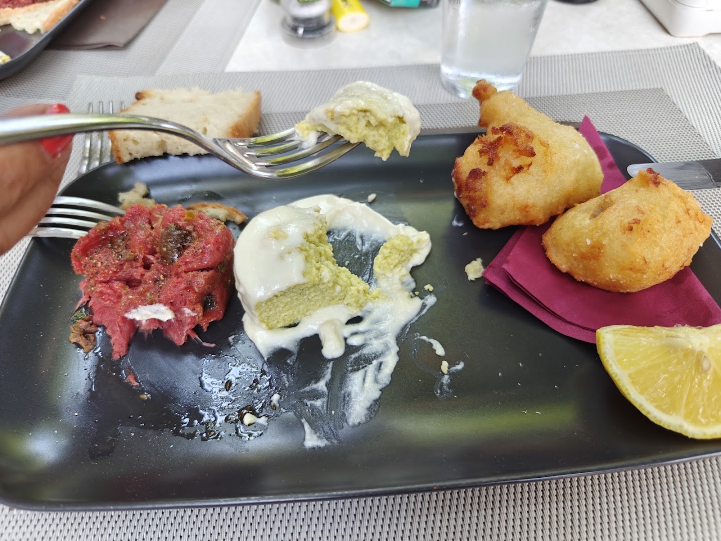 RISTORANTE BAR MINIGOLF DALL’AVA
