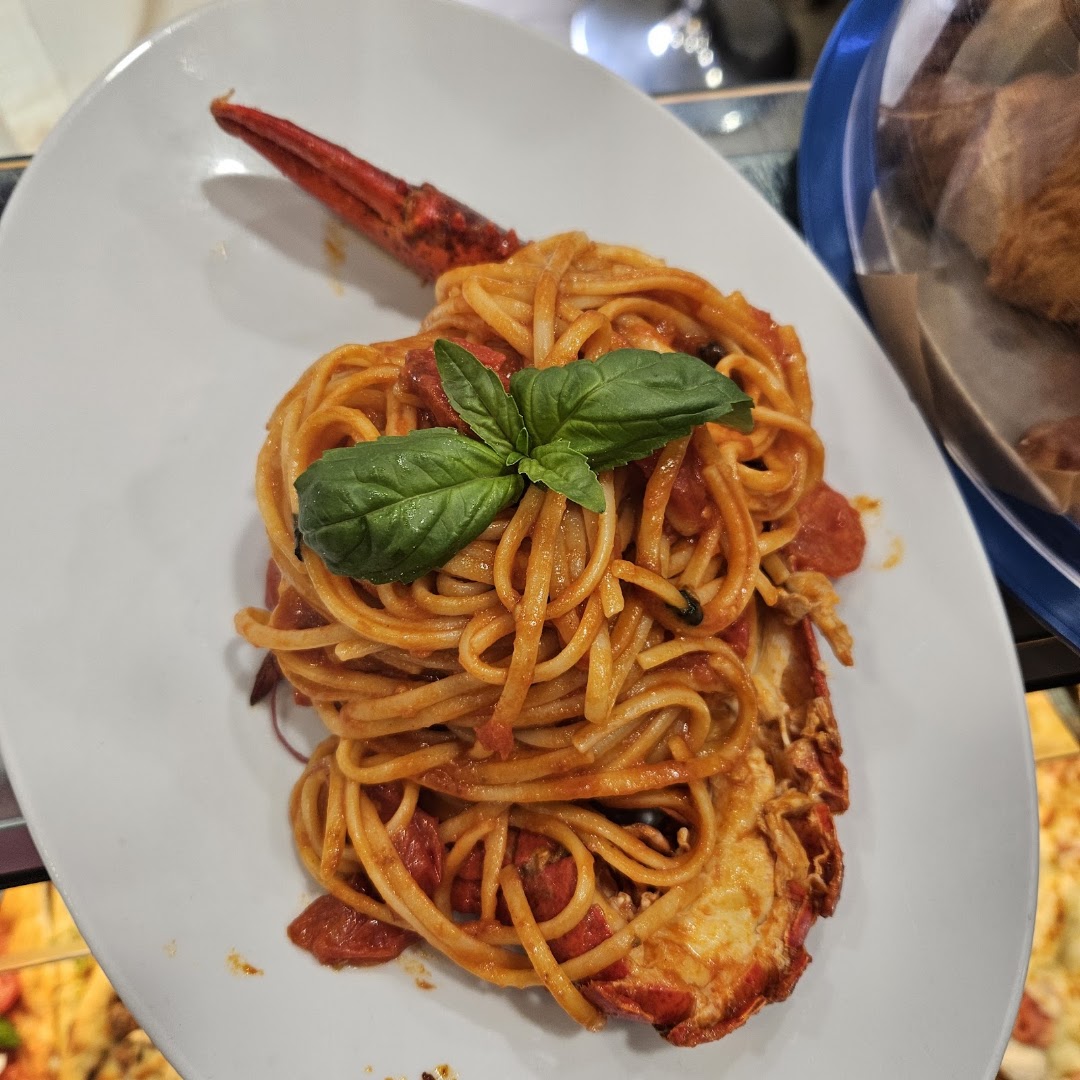 Ristorante , bar , pizzeria La Follia