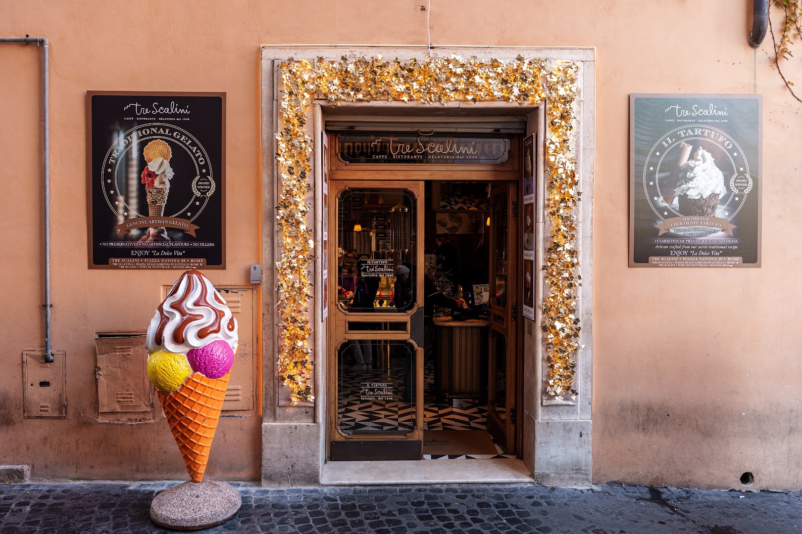 Ristorante-Bar Tre Scalini (Famoso Tartufo Tre Scalini), Roma
