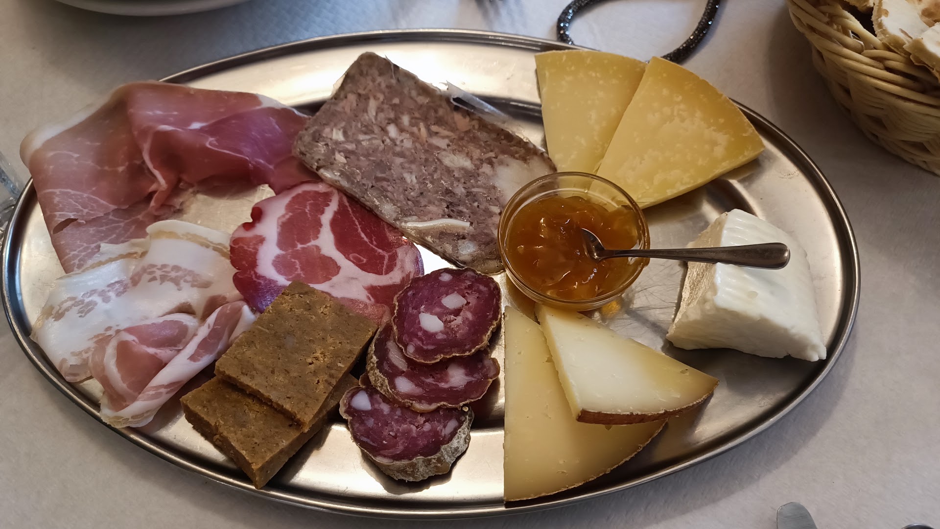 Ristorante Belvedere di Rigoni, Borghi