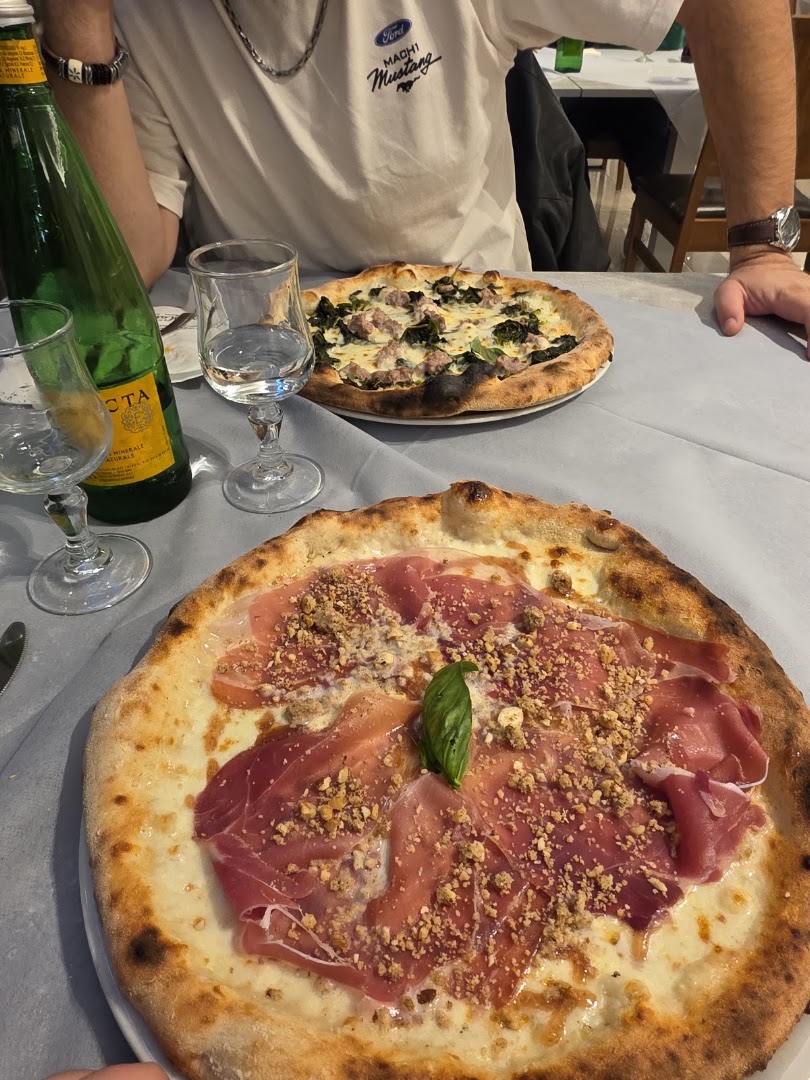 Ristorante Braceria Pizzeria Mi Carrò