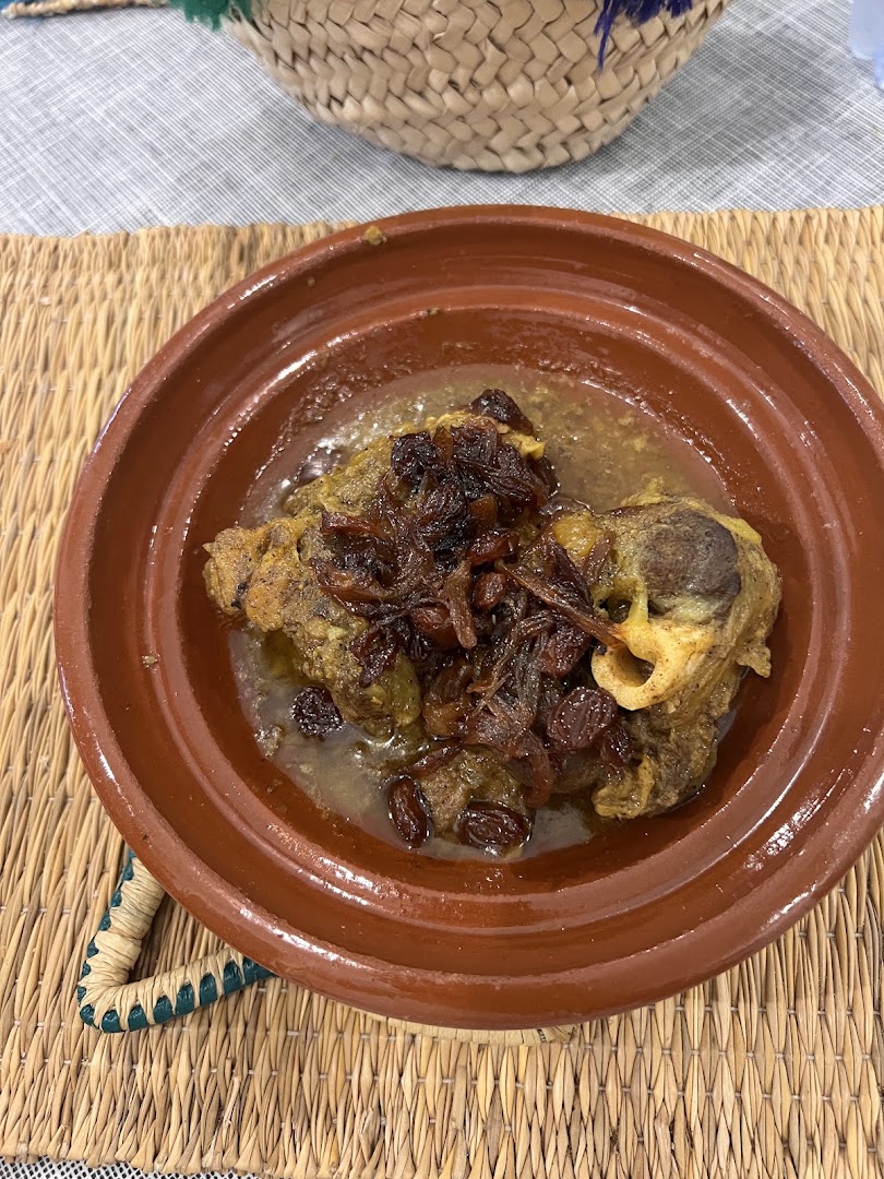 Ristorante Casablanca Cucina Tipica Marocchina Aperto Pranzo e Cena anche a Ramadan
