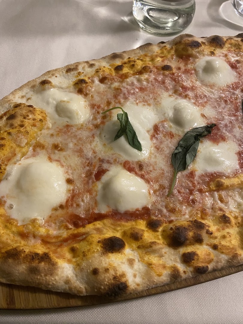 Ristorante Elvis Di Tavernerio