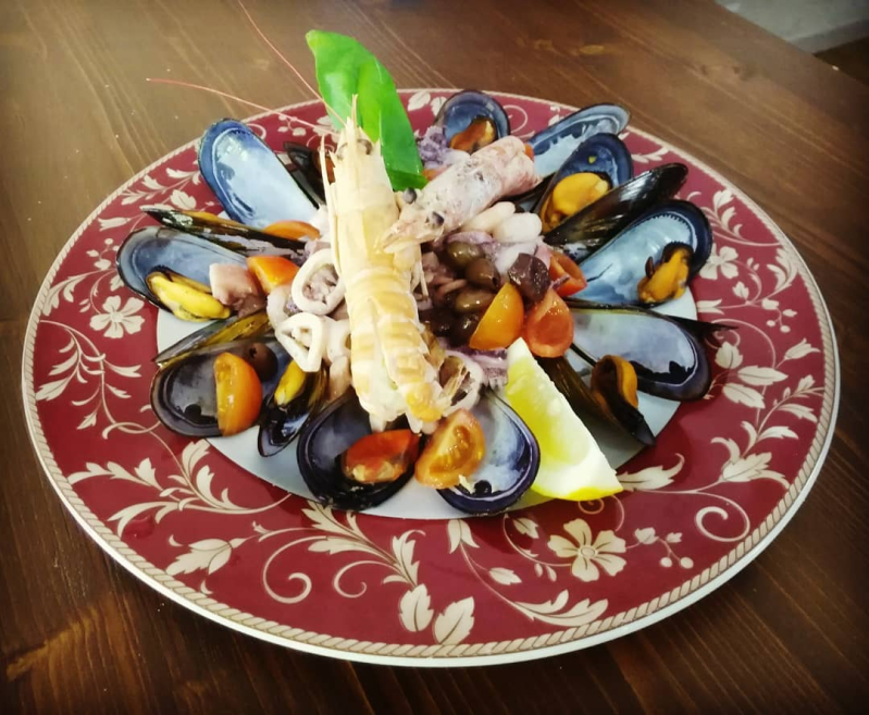 Ristorante Jolly'S Pizzeria - Asporto e a Domicilio