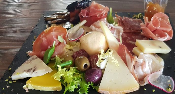 Ristorante "Kona"