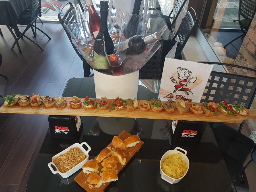 Ristorante La Plaza Falconara m-Ristorante Bar Aperitivi e Colazioni Falconara Marittima Ancona