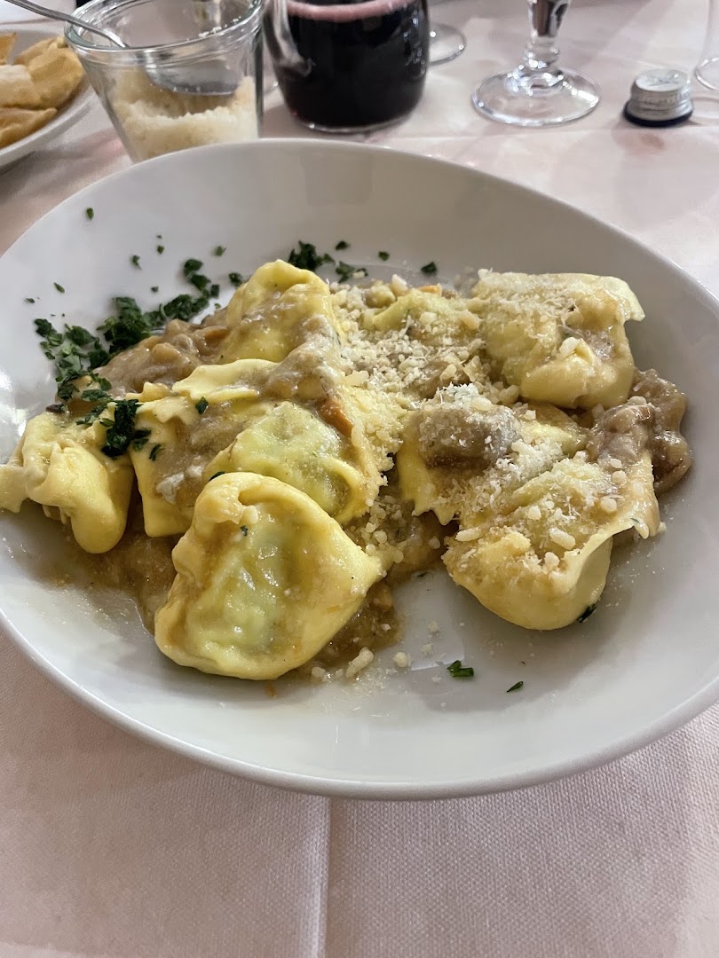 Ristorante La Staffa - Cucina Tipica Italiana e del Territorio