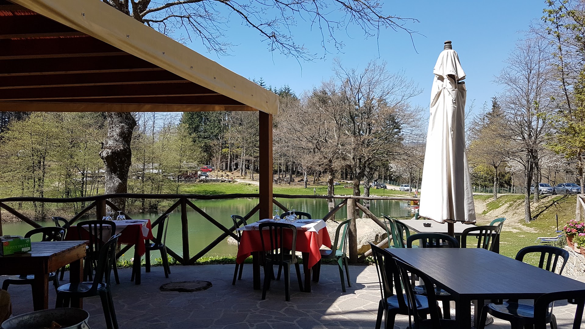 Ristorante Lago Pontini Caminetto la Nella