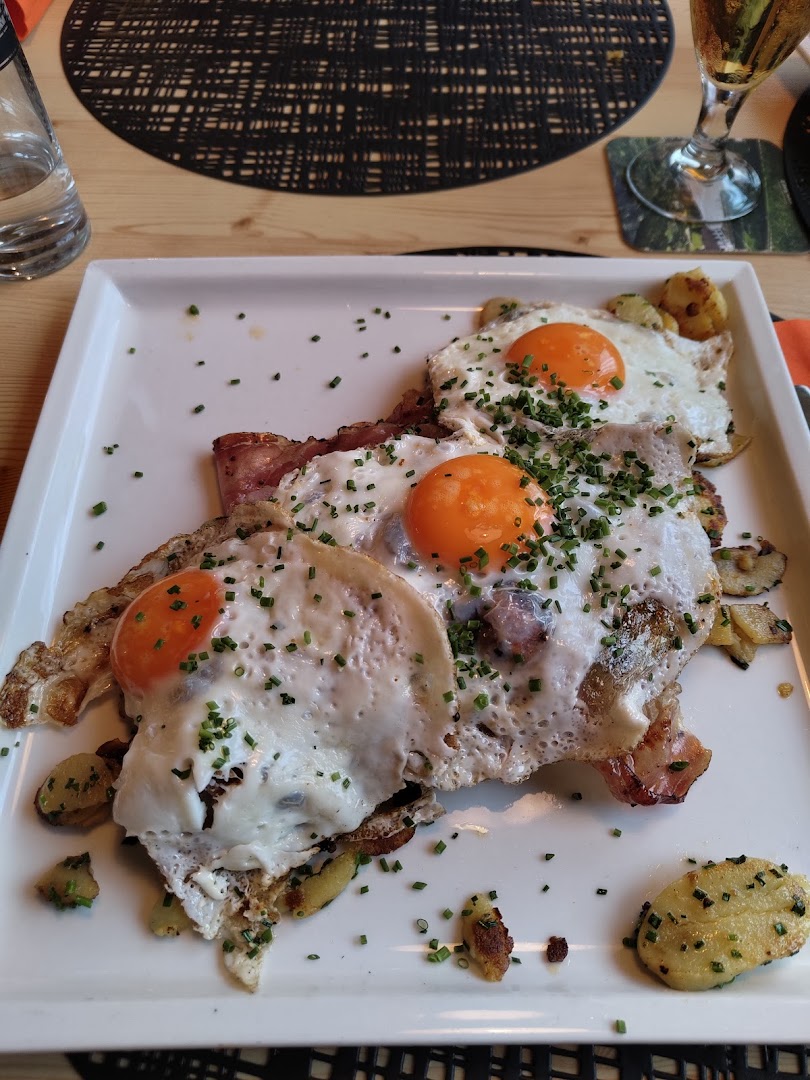 Ristorante Mitanond Sportbar, Falzes