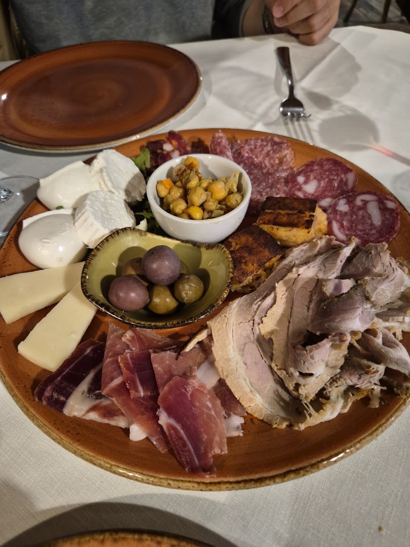Ristorante "Osteria Volsci"