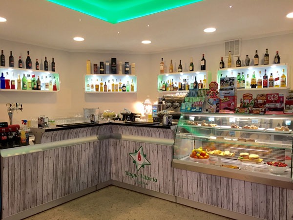 Ristorante Pesce e Carne "RistoVittoria" anche per Celiaci - senza lattosio, Vegetariani - Aperitivi - Pizzeria a Tirrenia