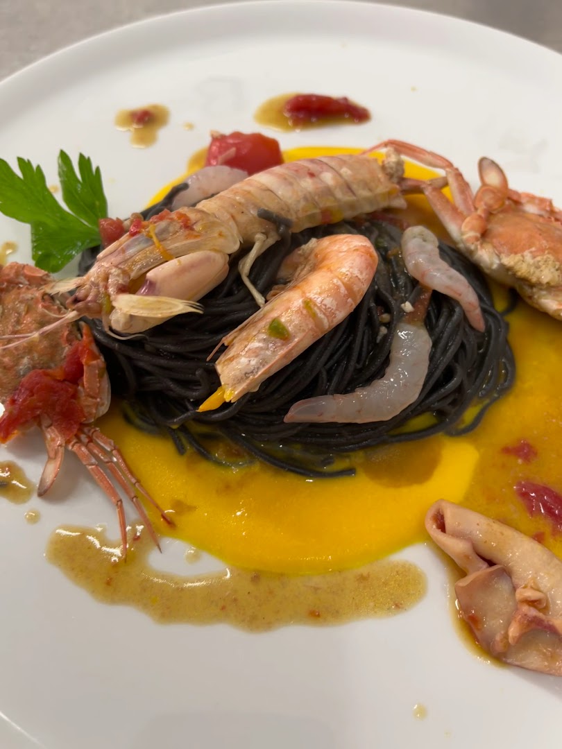 Ristorante pesce Termoli | il Nobil Desco dello Squaloblu, Termoli
