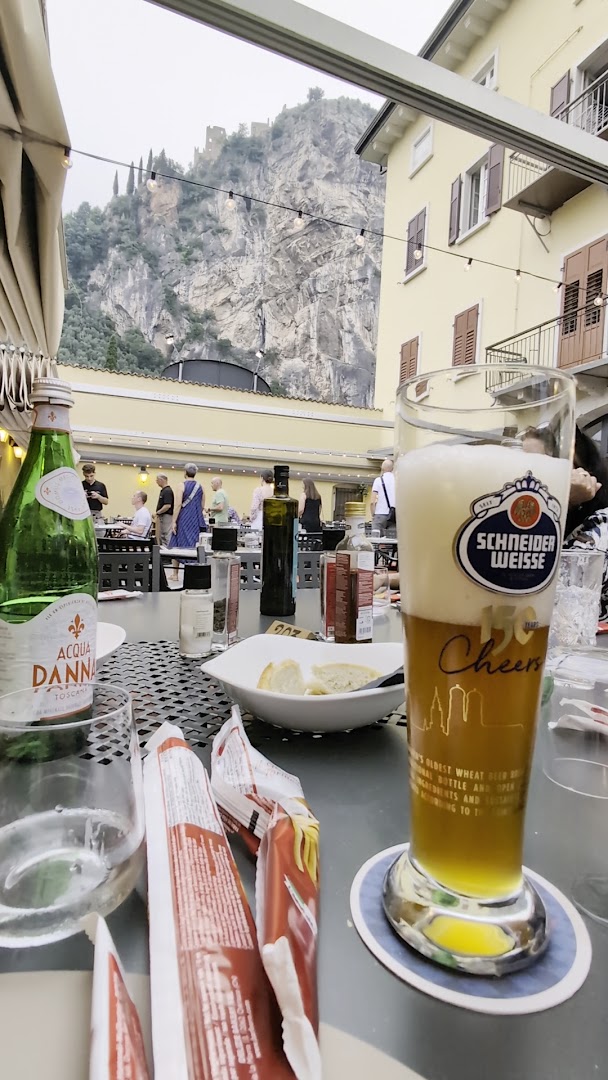 Ristorante Pizzeria al Fiume