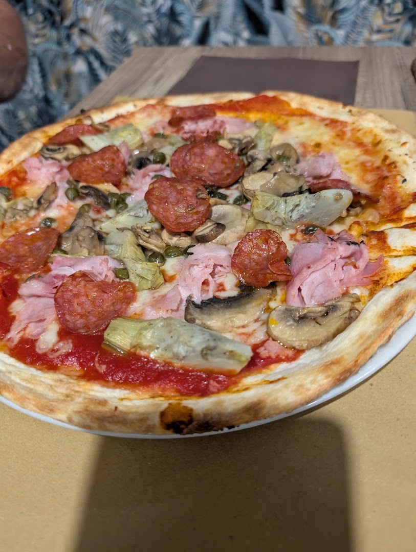 Ristorante Pizzeria Al Ritrovo D'Amico Di D'Amico Serena & C. S.A.S.