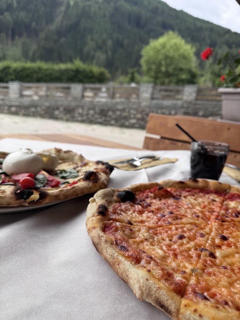 Ristorante Pizzeria Almdiele