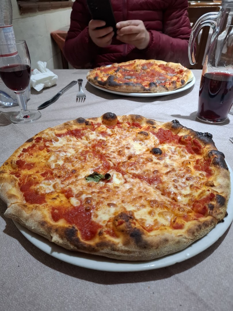 ristorante pizzeria arcobaleno di Fonte Alex
