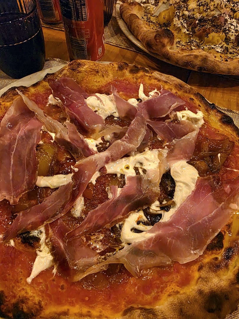 Ristorante pizzeria Auff!