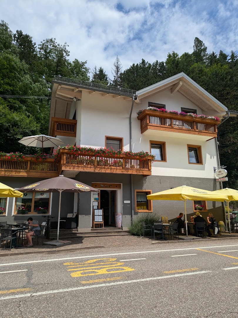 Ristorante Pizzeria Bar Al Lago