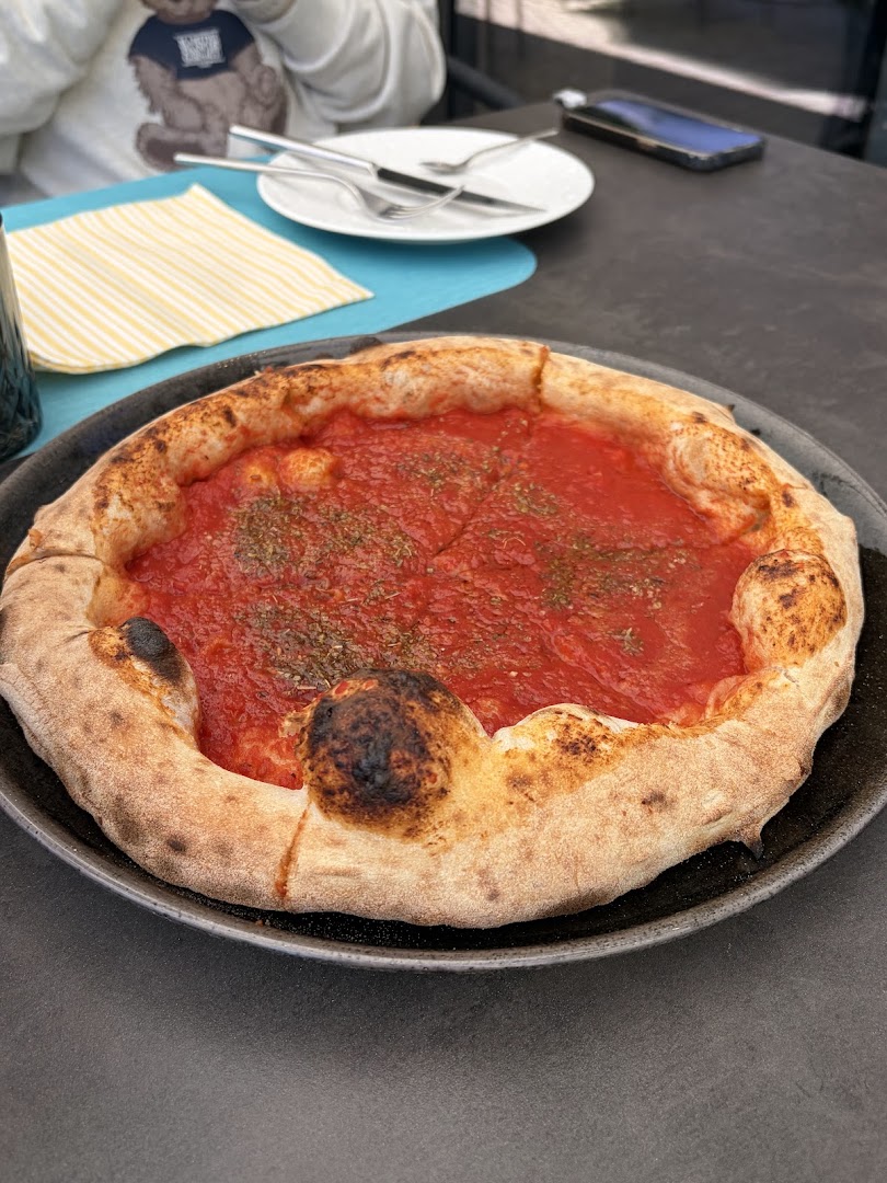 Ristorante-Pizzeria-Bar LaBar