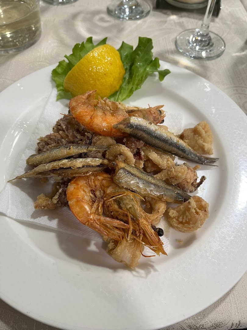 Ristorante Pizzeria Bella Napoli E Albergo