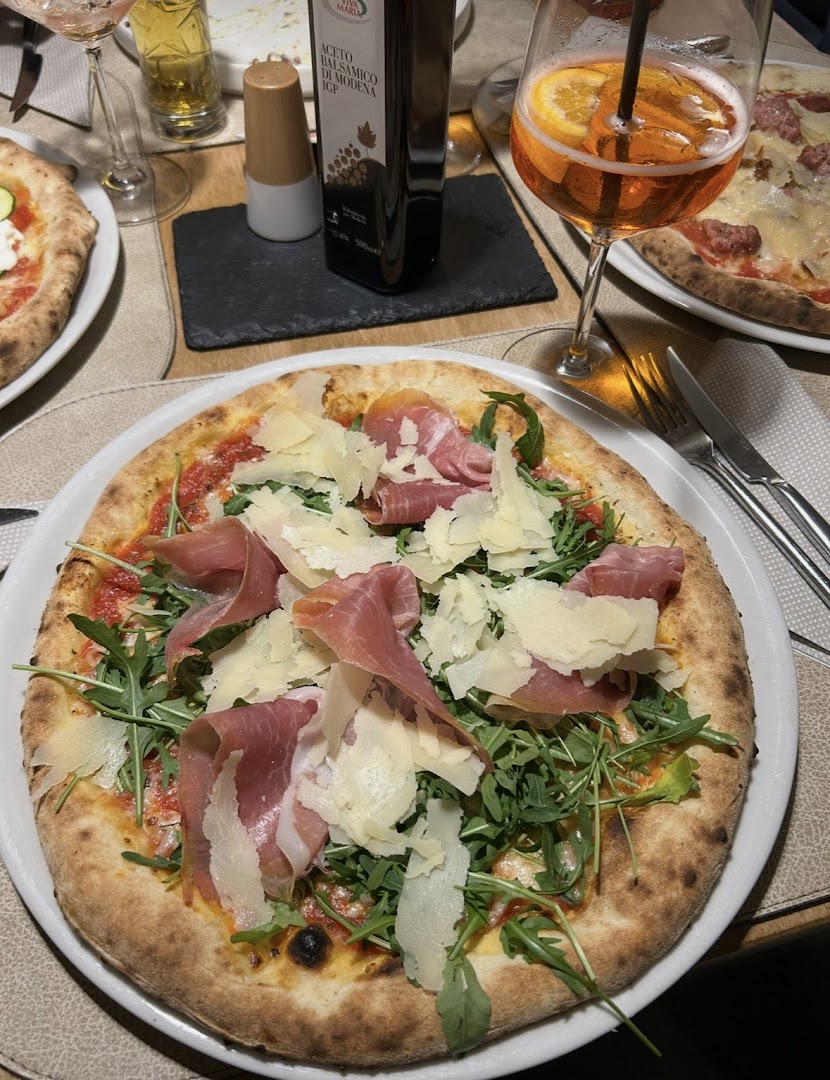 Ristorante pizzeria Bellavita vegan & normal mixed