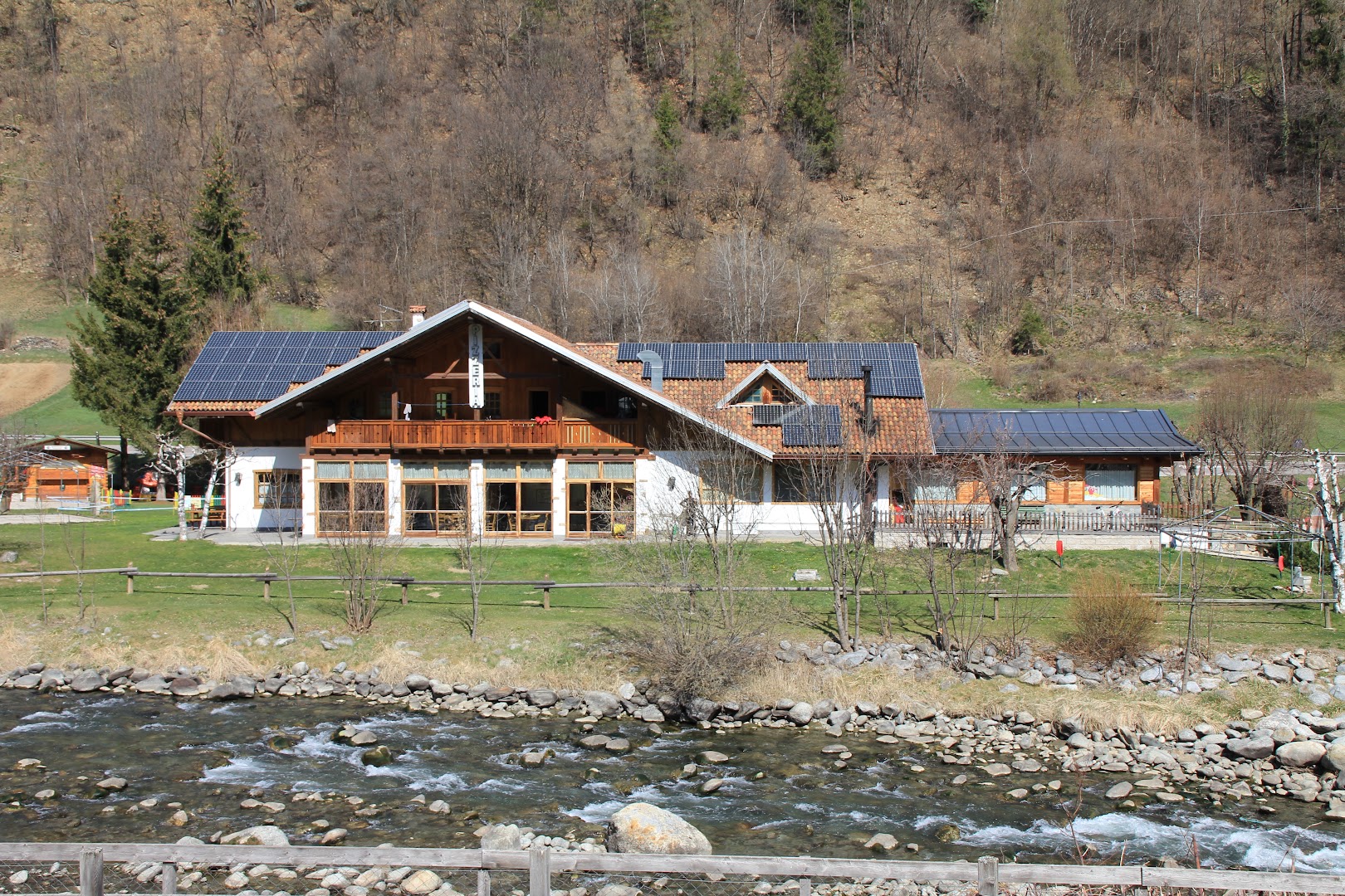 Ristorante Pizzeria Bucaneve, Commezzadura