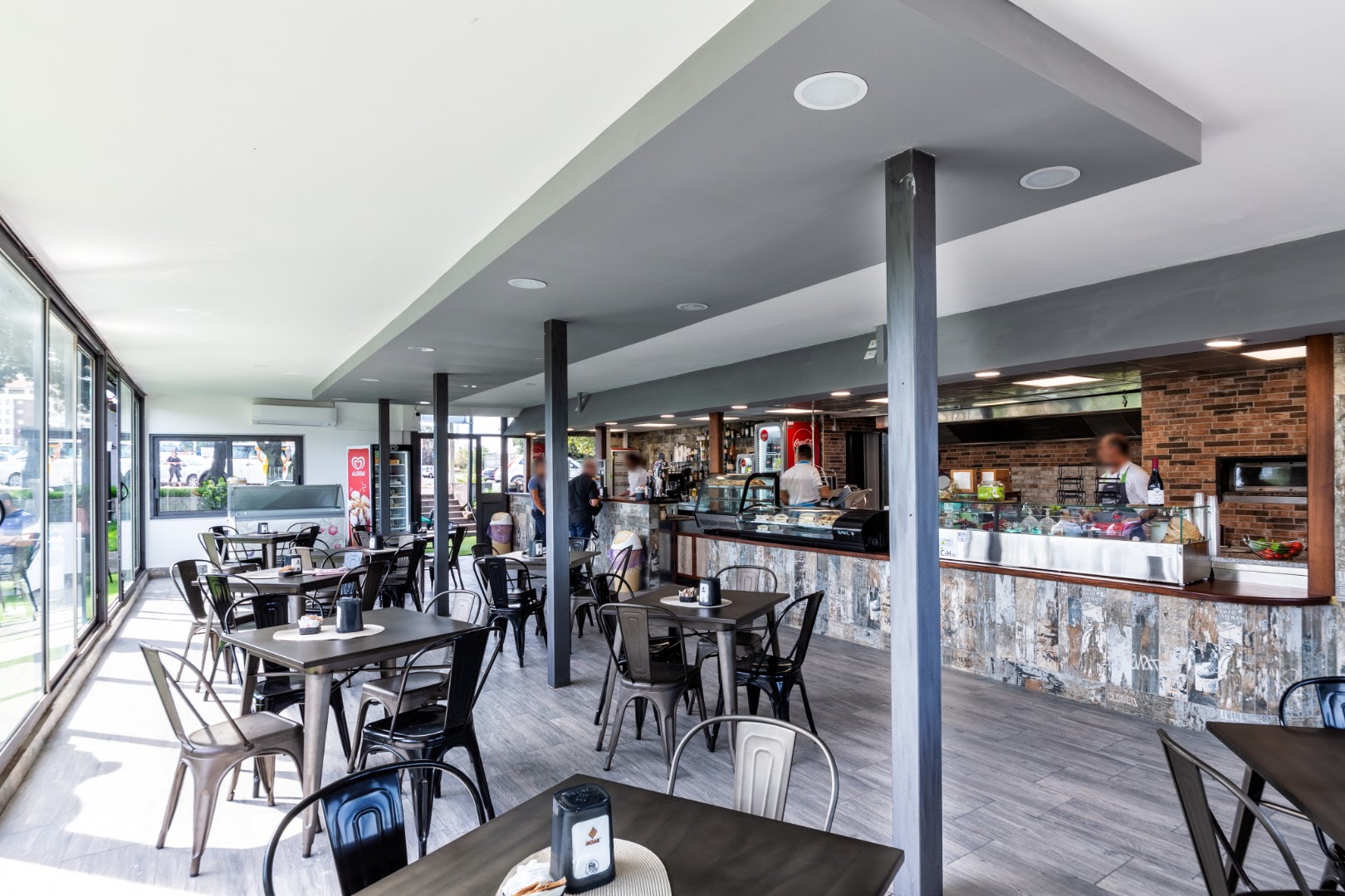 Ristorante Pizzeria Caffetteria The cube