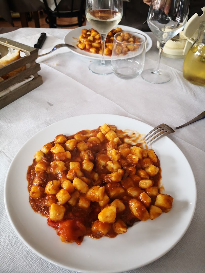 Ristorante Pizzeria Camere La Rupe