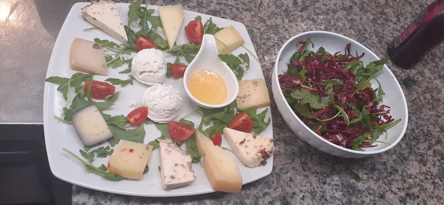 Ristorante Pizzeria Cima Del Redentore Da Rami