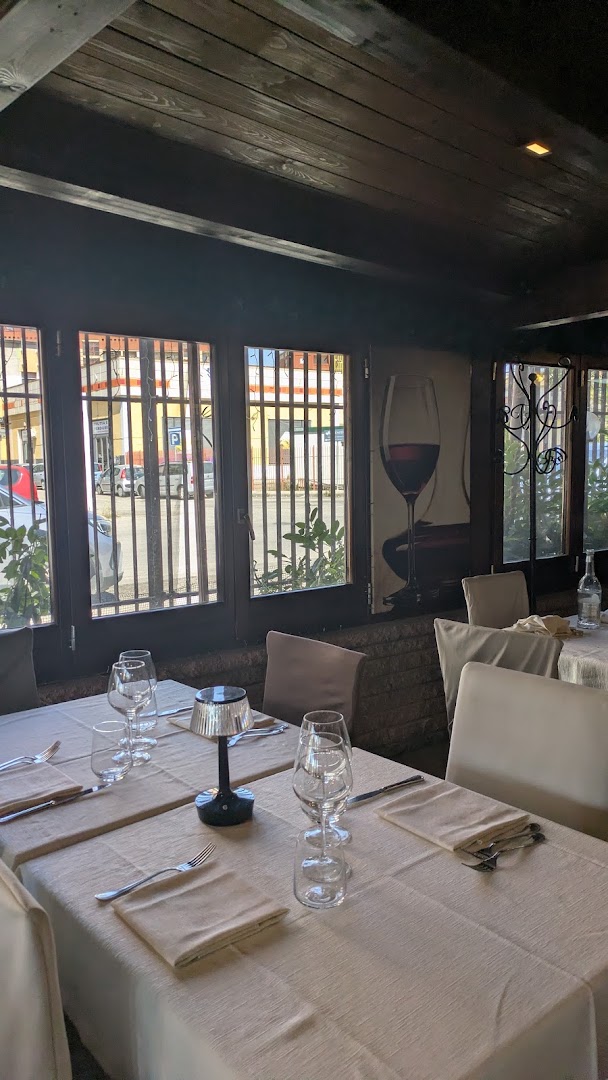 Ristorante Pizzeria Enoteca Caffetteria Gino e Pina