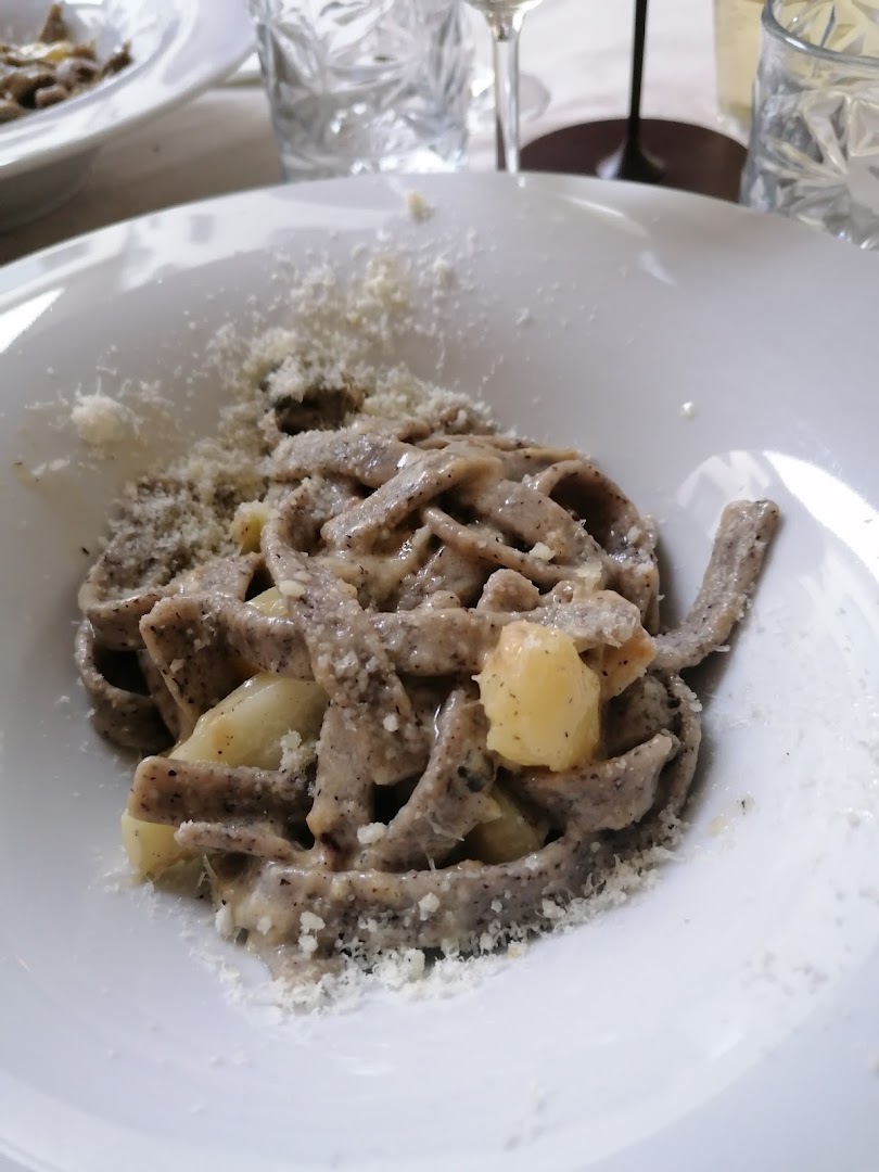 Ristorante Pizzeria Foglia d'Oro Tirano