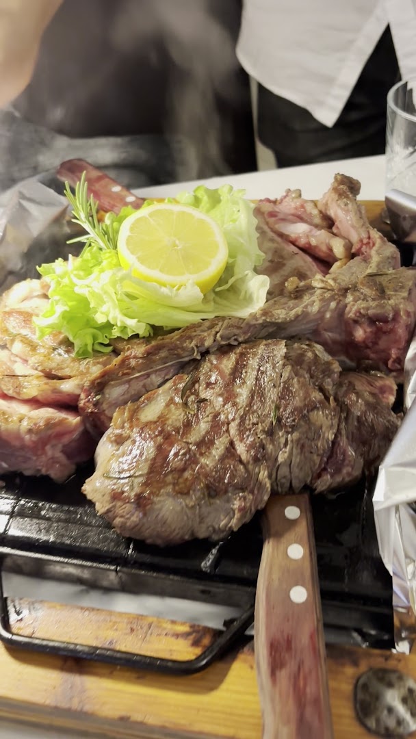 Ristorante Pizzeria Foglia d'Oro Tirano