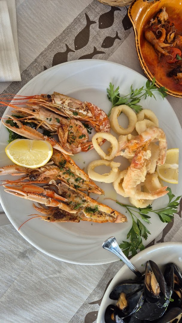 Ristorante Pizzeria forno a legna 'La Tripolina'