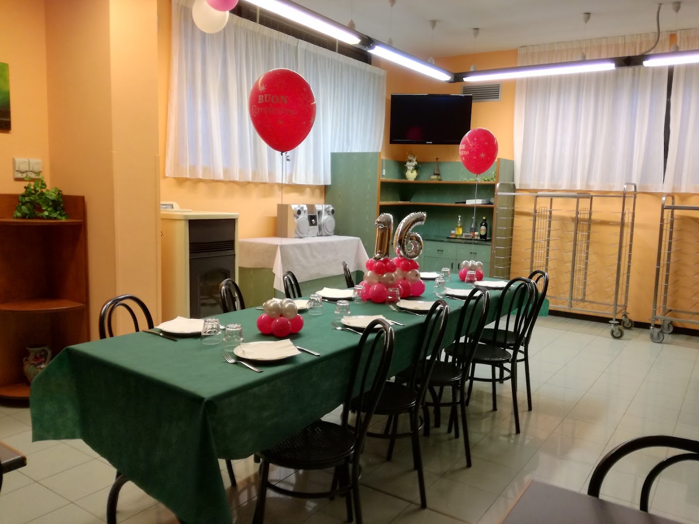 Ristorante Pizzeria Futura, Comunanza