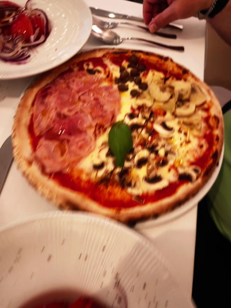 Ristorante Pizzeria Gallo D'oro Ristorante di pesce e pizza!!!