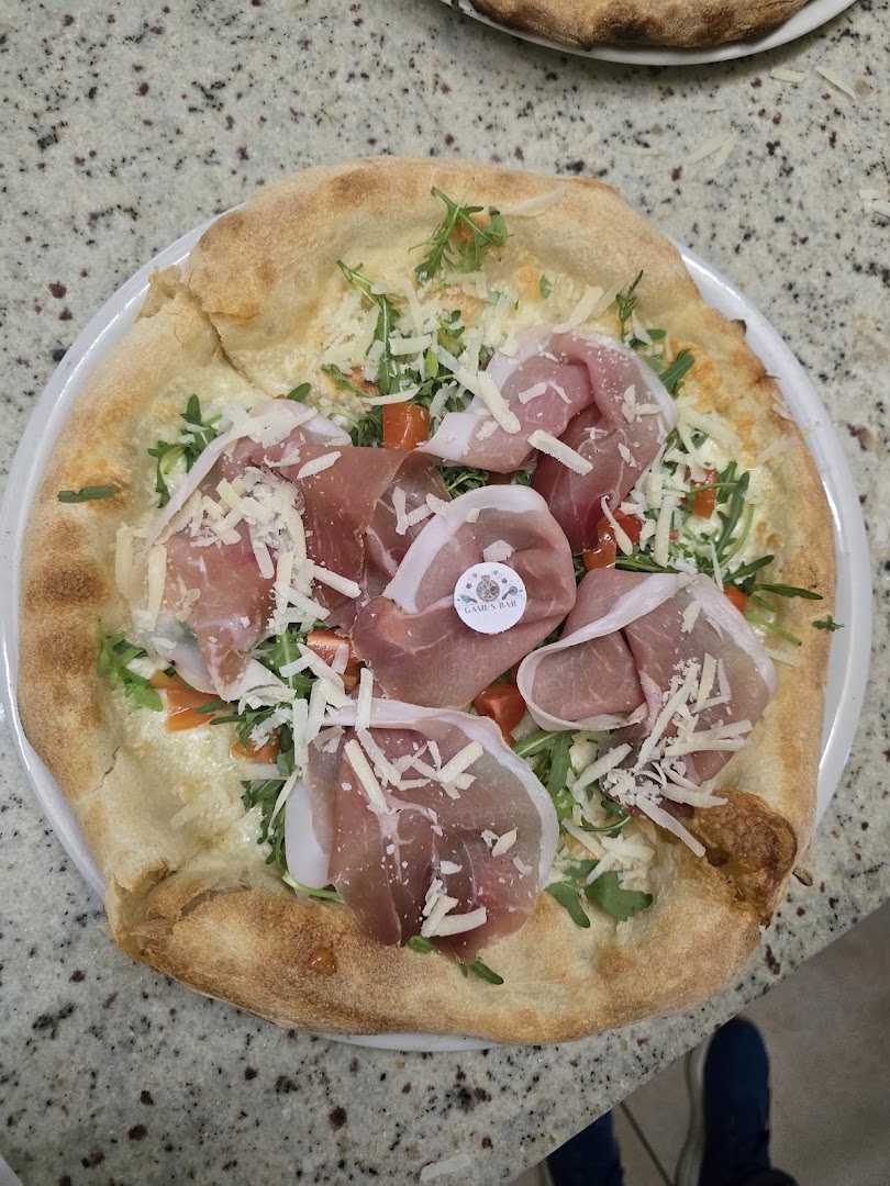 Ristorante Pizzeria Games Bar - Gelateria - Paninoteca