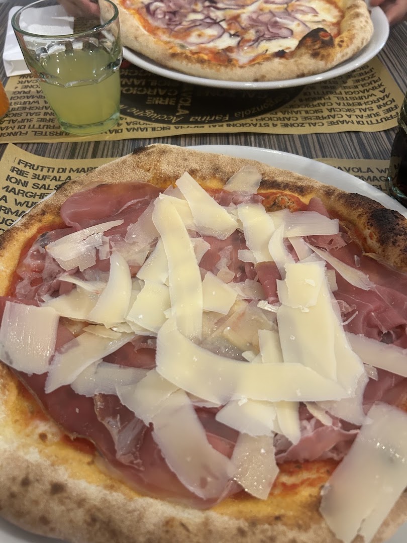 Ristorante Pizzeria Grattacielo